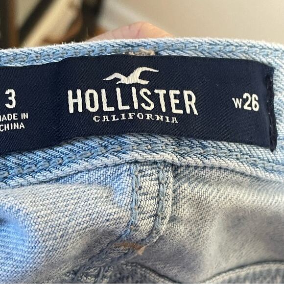HOLLISTER | button fly high rise cuffed distressed boyfriend shorts | WOMEN'S 26 - Picture 5 of 5